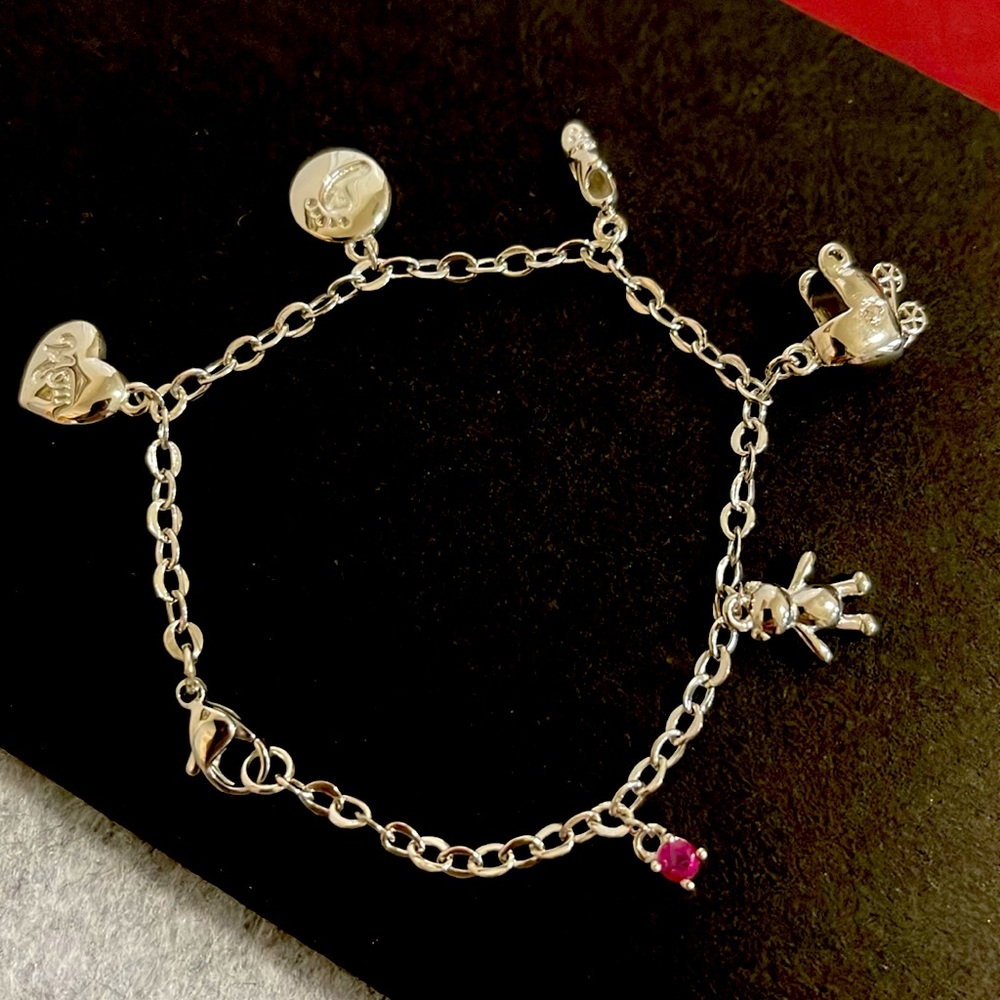 CHARM BRACELET (7.25”) w/Niassa Ruby Charm